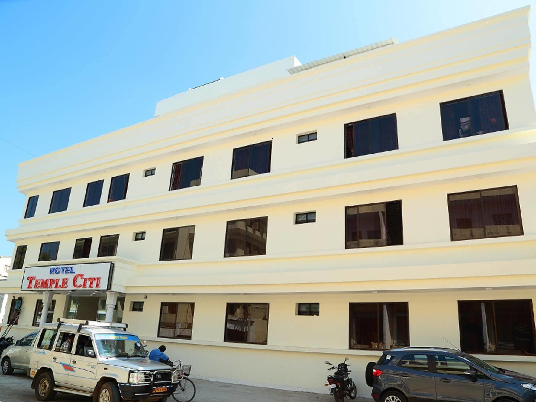 קניאקומרי Hotel Temple Citi מראה חיצוני תמונה